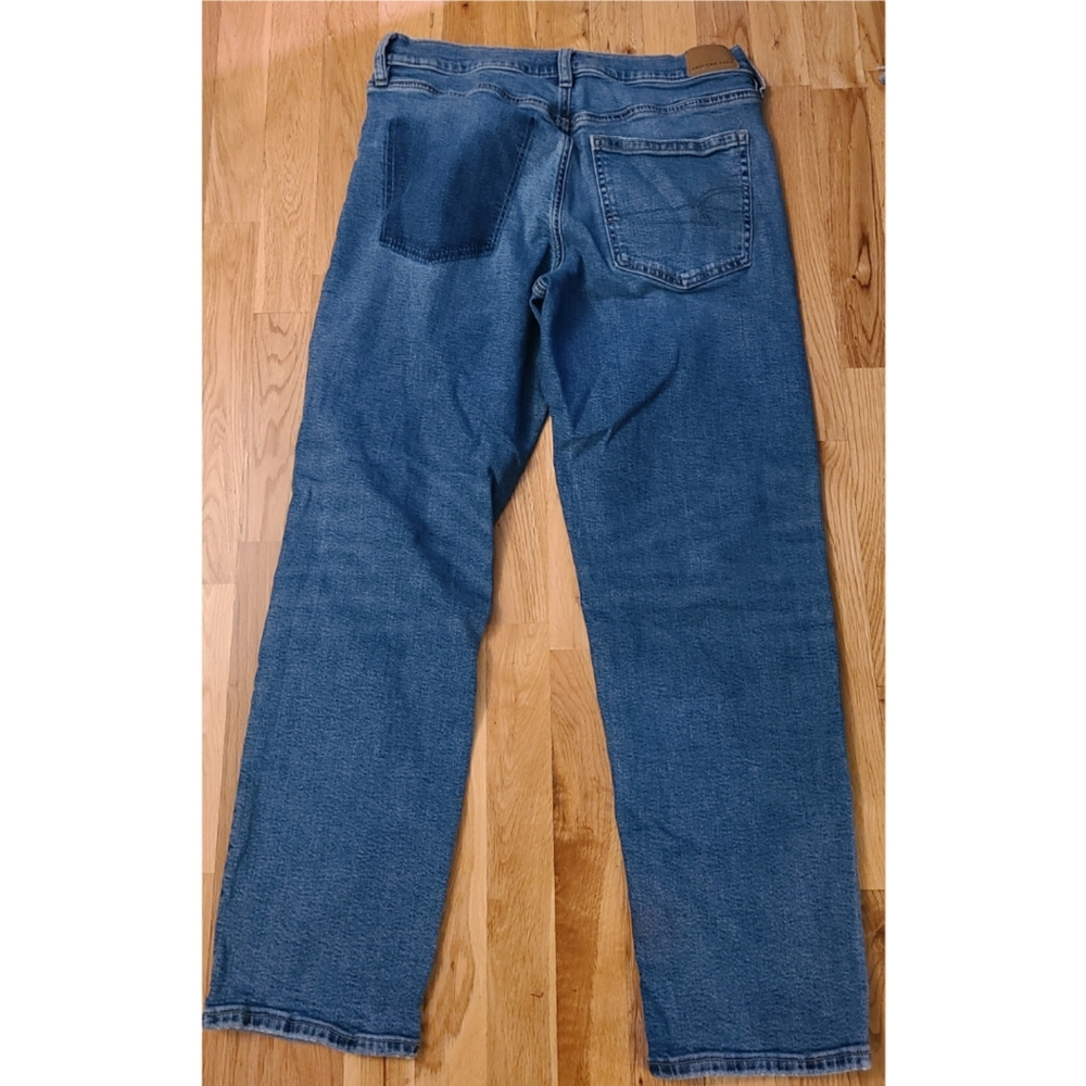 AE 90s Low Rise Straight Jean Size 12 short - Picture 5 of 8
